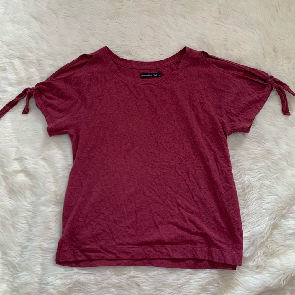 Abercrombie and Fitch top